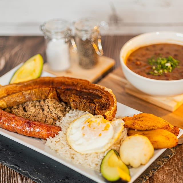 Bandeja Paisa.